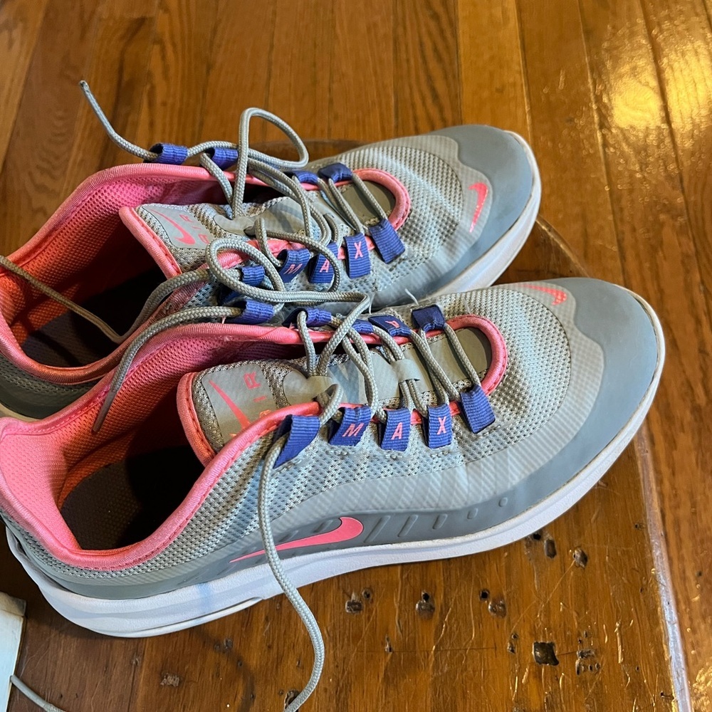Nike Air Max Axis in grey size 5 - Picture 11 of 11